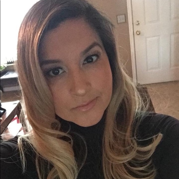 Meet your Posher, Coco - Picture 2 of 8